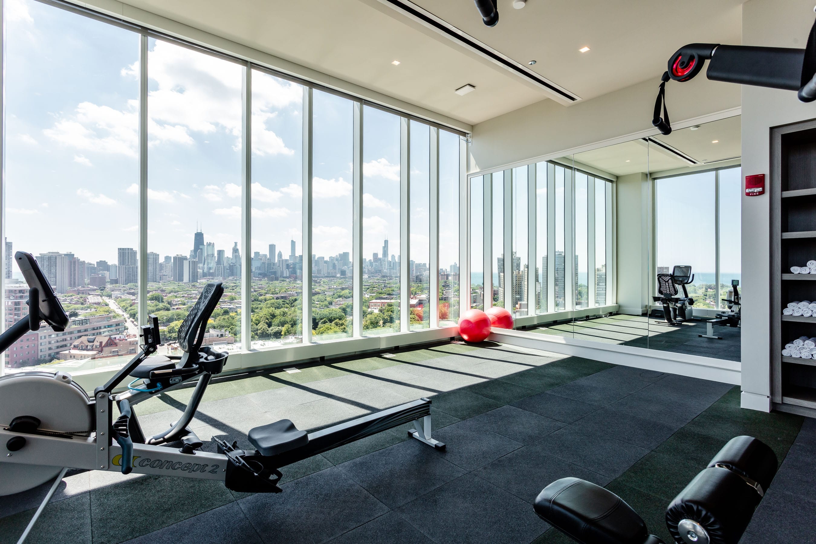 Lincoln Common Apartments Luxury Apartments Chicago Luxury Living